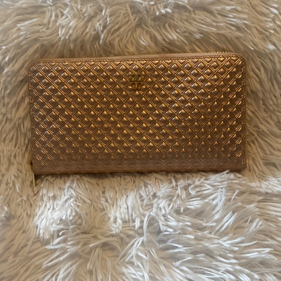 NWOT Tory Burch wallet - Picture 4 of 17